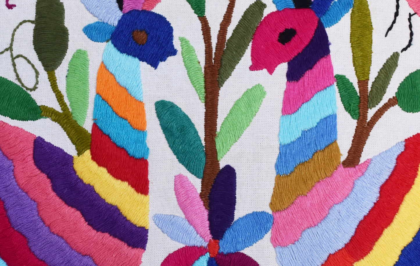 Fundas de cojín otomíes: exquisitamente hechas a mano por artesanos mexicanos