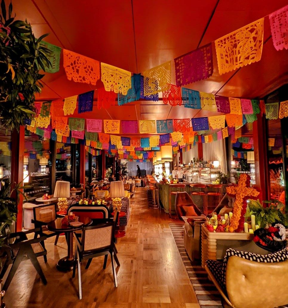 How much bunting to order & papel picado hanging style: CRISS CROSS