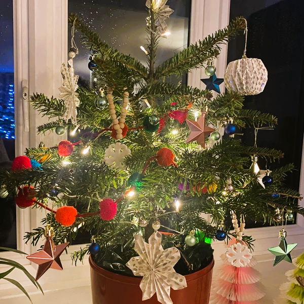 Pom Pom Garland For Christmas Tree