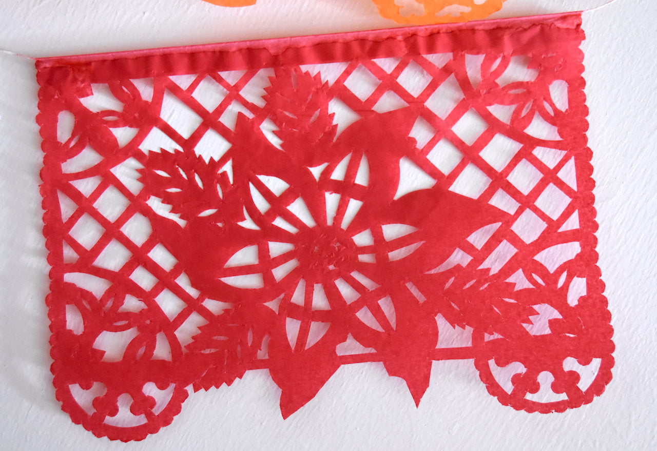 Christmas Papel Picado Bunting Decorations | 1 x 5m / 16ft Long Banner With 10 Medium Flags - ARTMEXICO