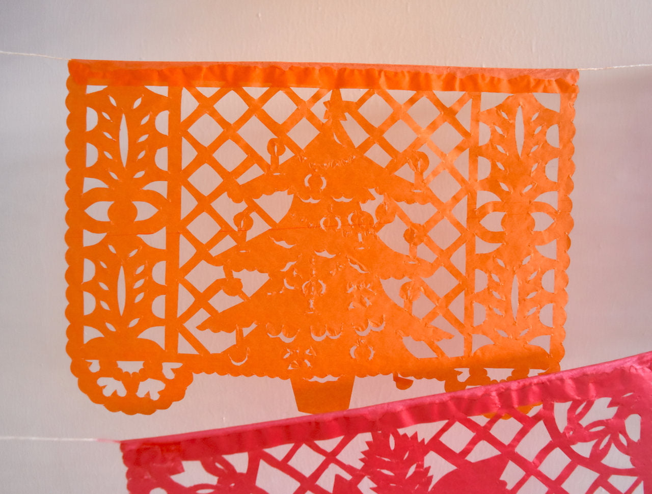 Christmas Papel Picado Bunting Decorations | 1 x 5m / 16ft Long Banner With 10 Medium Flags - ARTMEXICO