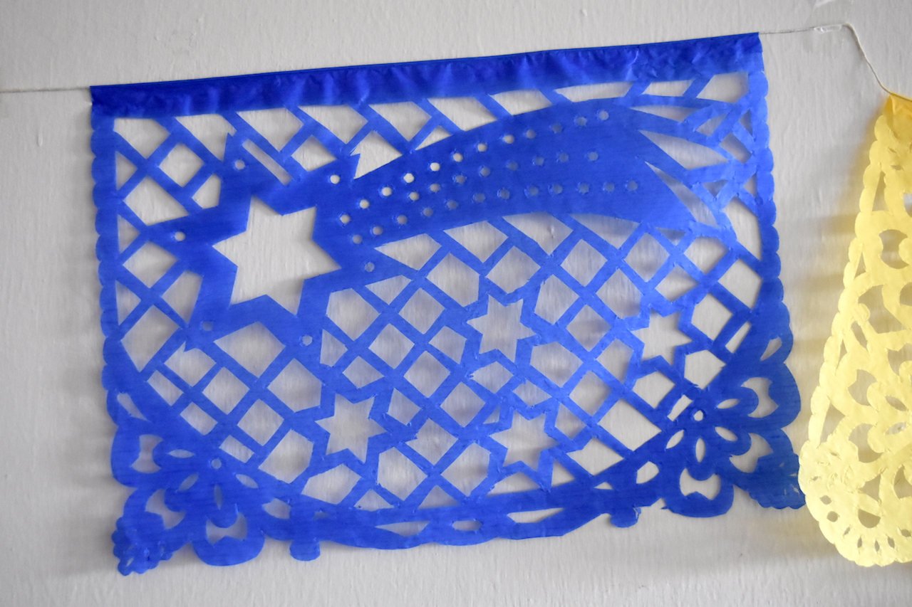 Christmas Papel Picado Bunting Decorations | 1 x 5m / 16ft Long Banner With 10 Medium Flags - ARTMEXICO