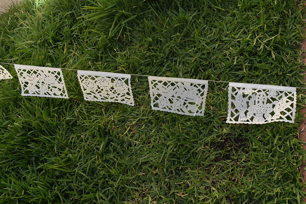 White Papel Picado | White Bunting Decorations | 5m (15ft) Garland with 12 Medium Flags - ARTMEXICO