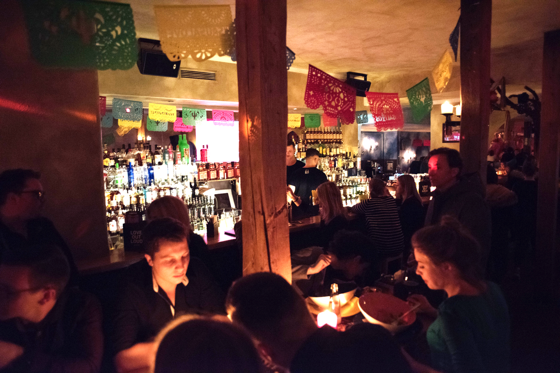 ARTMEXICO Custom Bunting x Sausalitos Bar