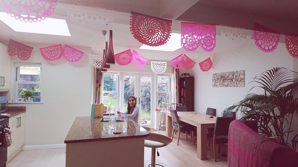 Guirlande de fanions en papier rose pour décorations de fête | 5 m (16,4 pi) Guirlande avec 10 grands drapeaux