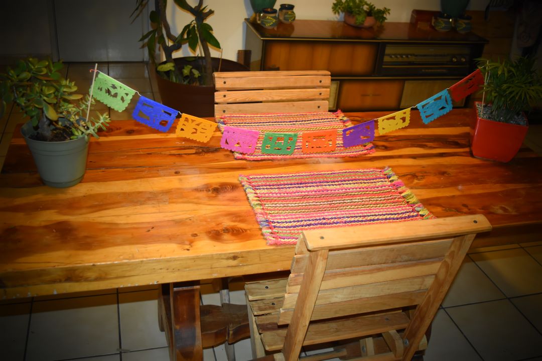 Mini guirlande de papier picado - Décoration pour la maison ou la chambre d'enfant ou pour les sacs de fête