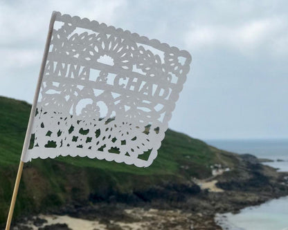 Drapeaux ondulés Papel Picado pour cadeaux de mariage personnalisés