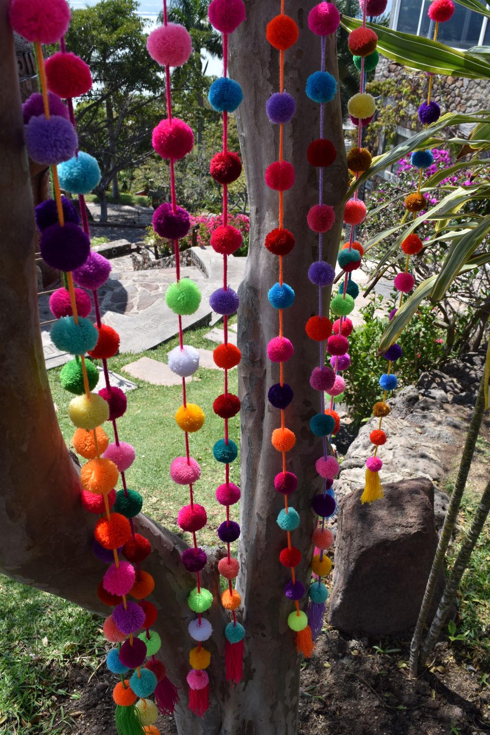 Guirlande de pompons pour sapin de Noël