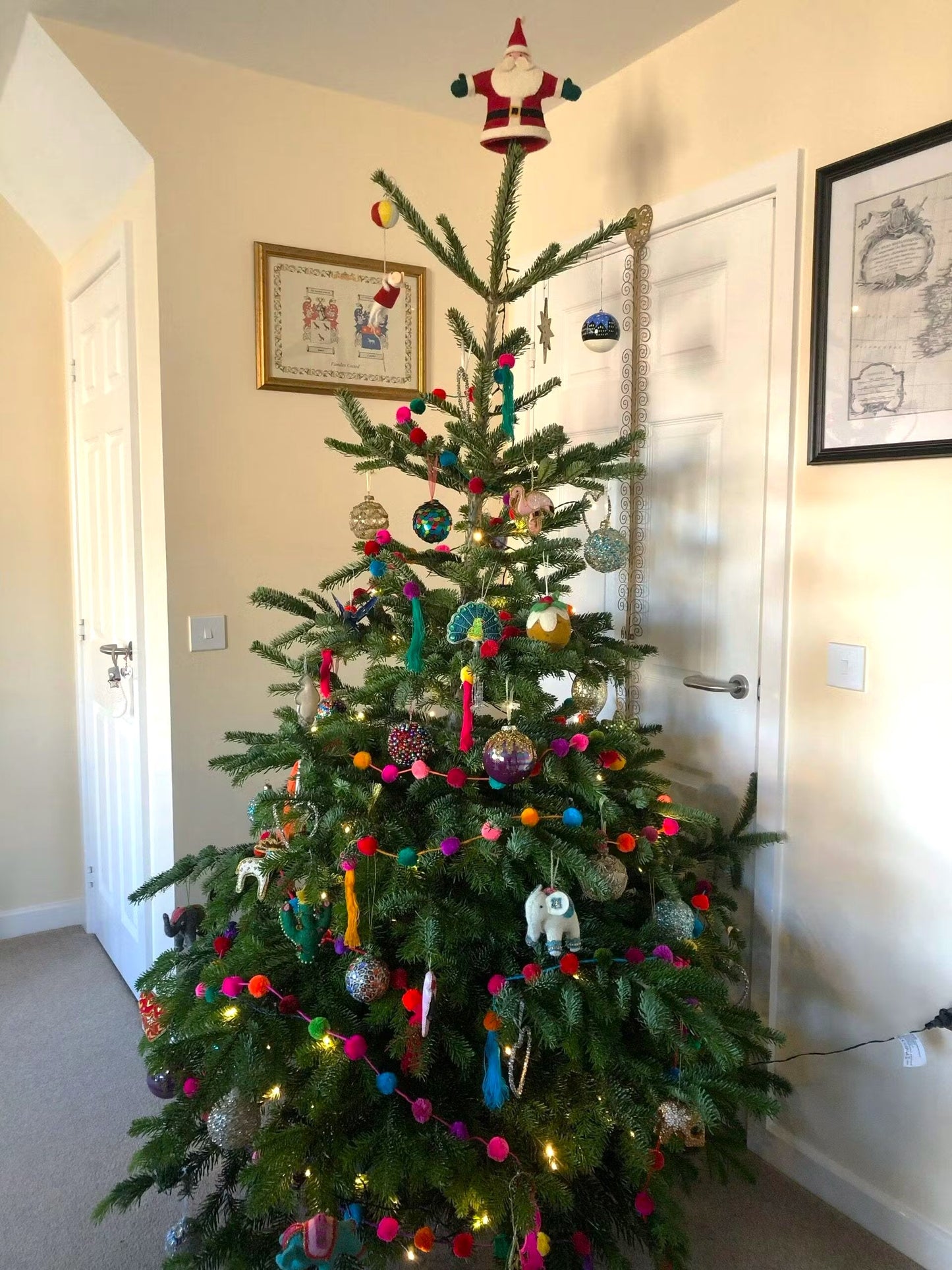 Guirlande de pompons pour sapin de Noël