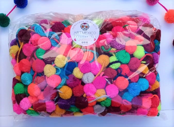 Wholesale Pom Poms Event Decorations
