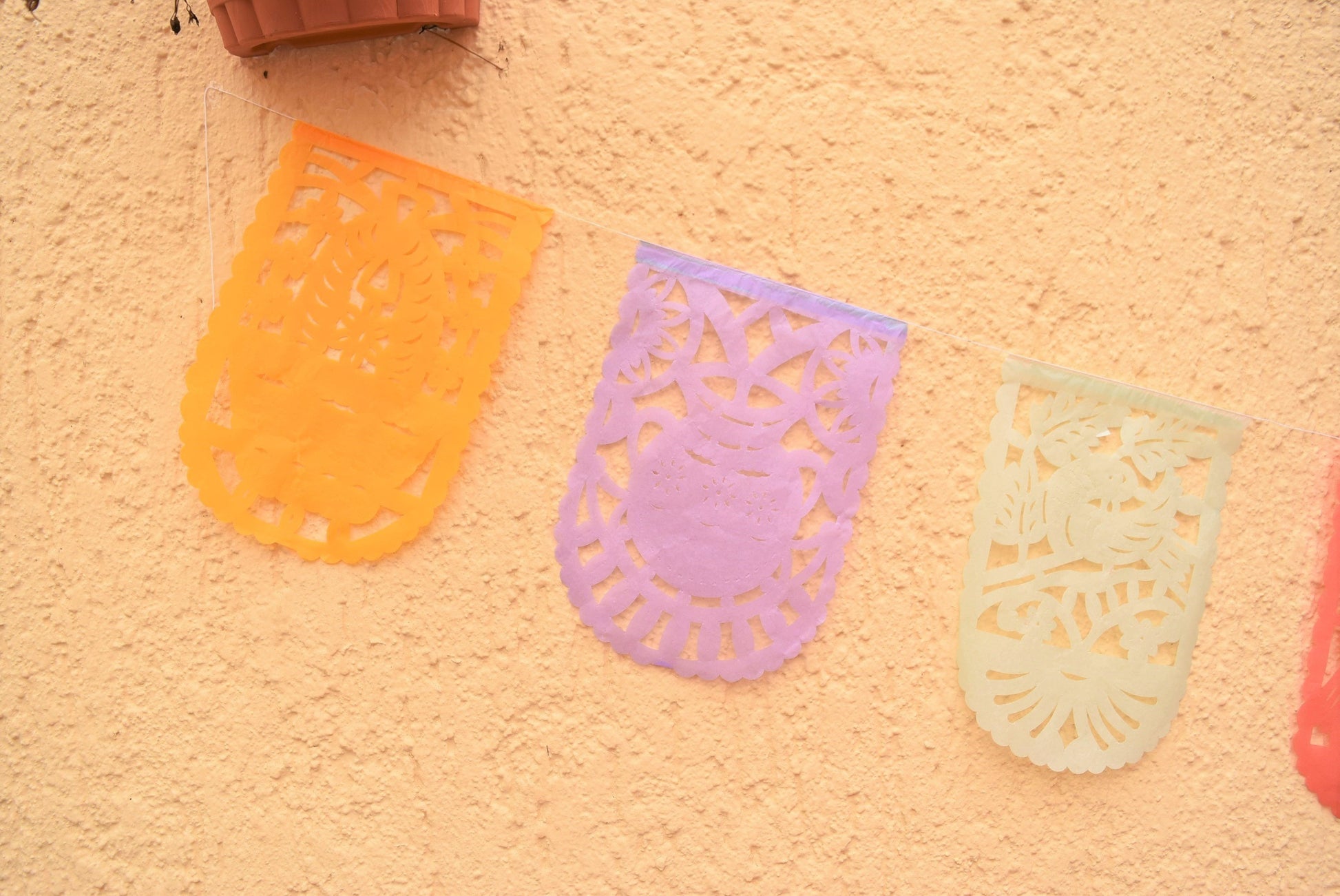Pretty Pastel Papel Picado Party Bunting | 5m/16.4ft Pastel Colour Bunting with 16 Medium Sized Flags - ARTMEXICO