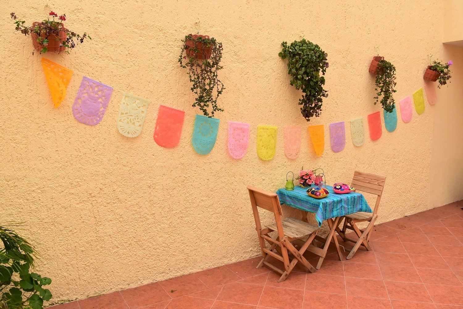 Pretty Pastel Papel Picado Party Bunting | 5m/16.4ft Pastel Colour Bunting with 16 Medium Sized Flags - ARTMEXICO