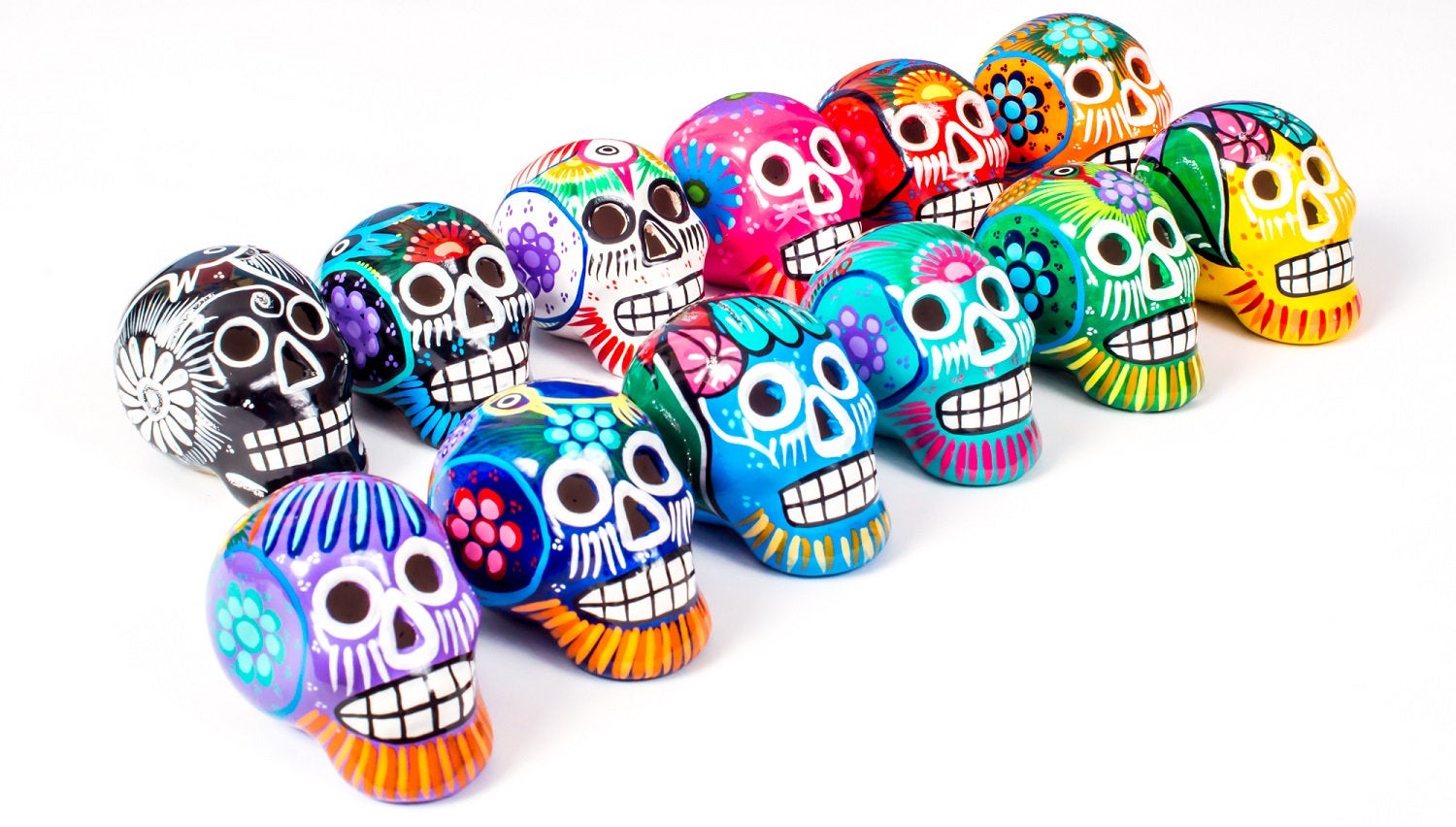Small Ceramic Skulls Wholesale x 50 | Painted Beautifully With Love In Mexico By Traditional Artist | Dia de Muertos Sugar Skull Decoration - ARTMEXICO