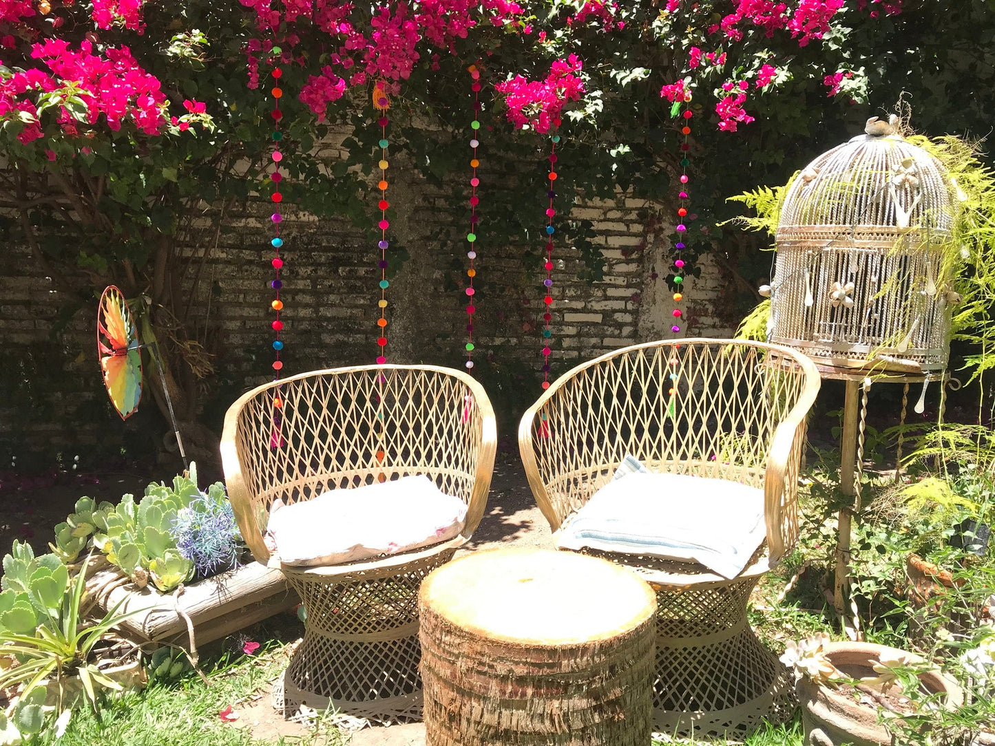 pom pom strings garden decor